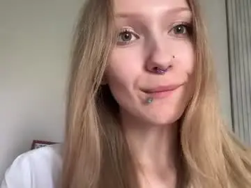 Chaturbate Adult Video Chat of gertrudeuran
