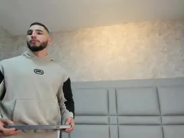 Chaturbate Free Live Porn of louis_connor