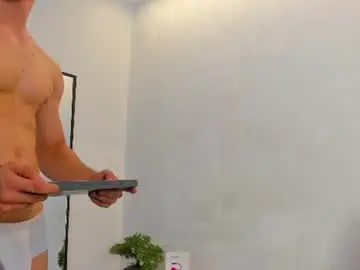 Chaturbate Watch Live Sex Cams of louis_connor