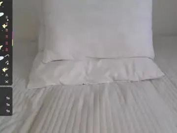 Chaturbate Live Sex Cam of lucia_rivera01