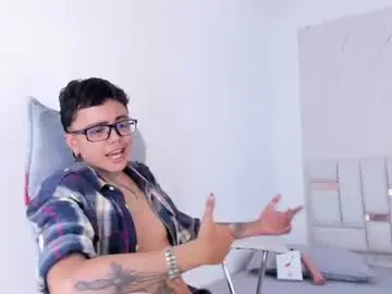 Chaturbate Live Sex Cam of antony_d_ossa
