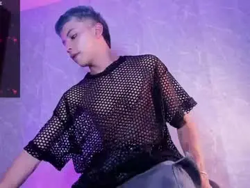 Chaturbate Adult Video Chat of apolo_prince1