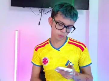 Chaturbate Watch Live Sex Cams of apolo_prince1