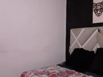 Chaturbate Live Sex Cam of apolo_warrior