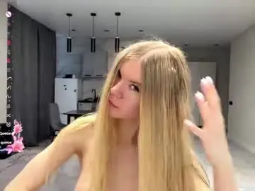 Chaturbate Live Sex Cam of dewdropdoll