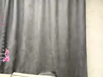 Chaturbate Free Porn Cam of dewdropdoll