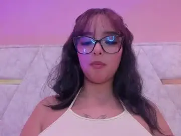 Chaturbate Live Porn of little_vel
