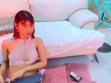 Chaturbate Live Sex Cam of luna_rose06