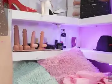 Chaturbate Live Sex Cam of luz_celeste_