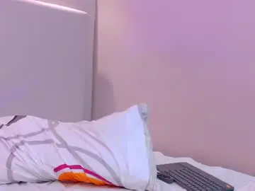 Chaturbate Watch Live Sex Cams of naomiklarc