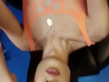 Chaturbate Live Sex Cam of nikki_vesper