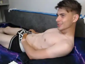 Chaturbate Watch Live Sex Cams of cute_oliver