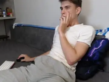 Chaturbate Live Sex Cam of cute_oliver