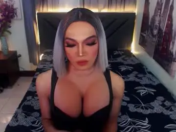 Chaturbate Live Sex Cam of midnightscentxx