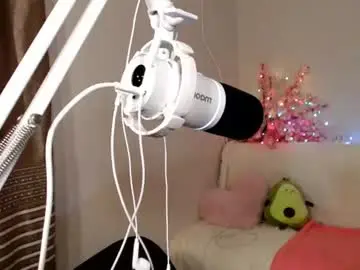 Chaturbate Watch Live Sex Cams of moertomlly