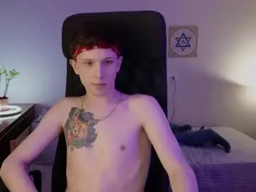 Chaturbate Adult Video Chat of artycropp