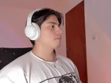 Chaturbate Watch Live Sex Cams of gio_russo