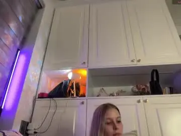Chaturbate Free Porn Cam of sexy_misses19