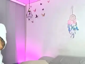 Chaturbate Live Sex Cam of chloe_johnson_1