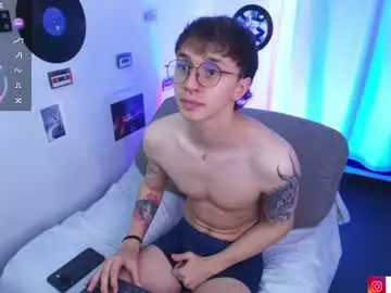Chaturbate Watch Live Sex Cams of nick_bangover