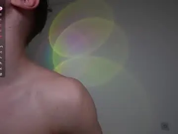 Chaturbate Live Sex Cam of evan_white_