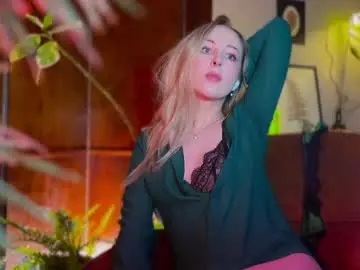 Chaturbate Best live sex cam show of lierie