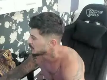 Chaturbate Best live sex cam show of masterchris12