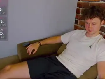Chaturbate Live Sex Cam of alex_onelove
