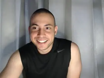 Chaturbate Watch Live Sex Cams of armando_2002