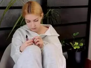 Chaturbate Live Sex Cam of jolyndeb