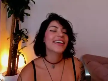 Chaturbate Live Sex of sara_jules_