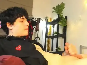 Chaturbate Live Sex Cam of sasha_vesmus