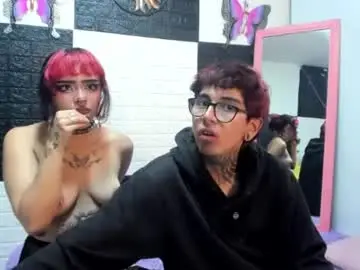 Chaturbate Adult Webcams of sophie_andi1