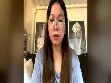 Chaturbate Adult Webcams of foxieeealona