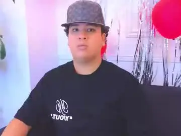 Chaturbate Watch Live Sex Cams of bennett_alejoo