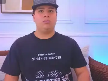 Chaturbate Live Sex of bennett_alejoo