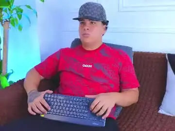 Chaturbate Sex Cam of bennett_alejoo
