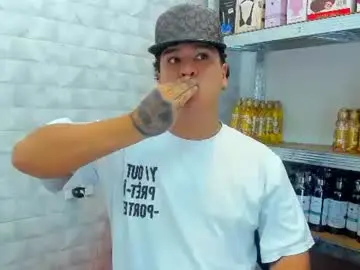 Chaturbate Free Porn Cam of bennett_alejoo