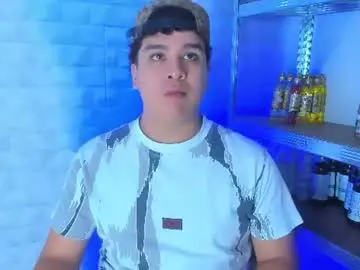 Chaturbate Free Porn Cam of bennett_alejoo