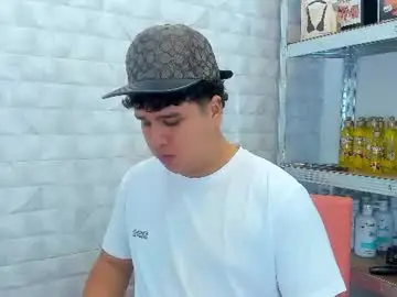 Chaturbate Best live sex cam show of bennett_alejoo