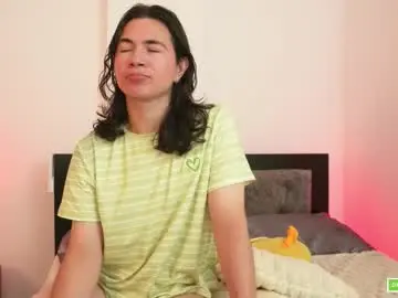 Chaturbate Live Sex Cam of cute_erelis