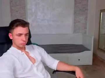 Chaturbate Adult Video Chat of kellenwest