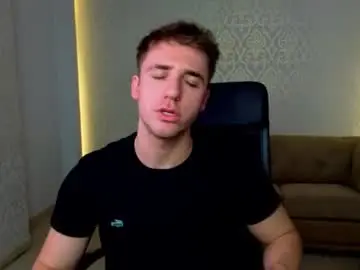 Chaturbate Sex Cam of kellenwest