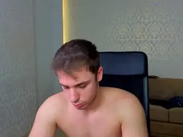 Chaturbate Live Sex Cam of kellenwest