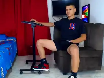 Chaturbate Nude Webcam of jeffer21_hot