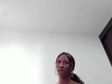 Chaturbate Sex Cam of lucianam_13