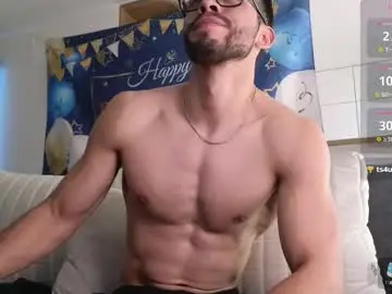 Chaturbate Free Porn Cam of phantom_bigger1