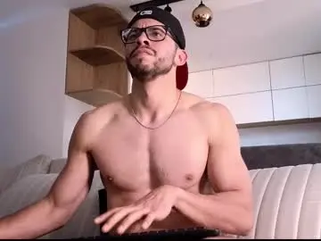 Chaturbate Private Sex Chat of phantom_bigger1