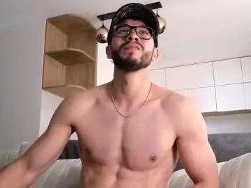 Chaturbate Adult Video Chat of phantom_bigger1