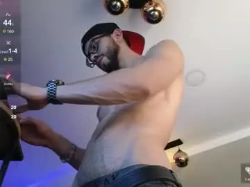 Chaturbate Adult Webcam of phantom_bigger1